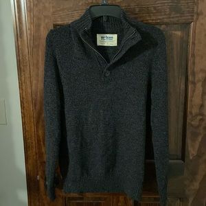 Men’s urban pipeline sweater
